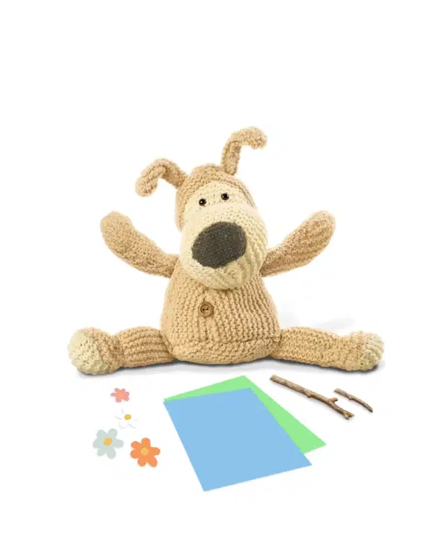 Let's make a nature crown!👑 
Go exploring and gather nature's treasures to craft your very own royal masterpiece 🌼 🌱  It’s the perfect mix of fresh air fun and some cosy crafting indoors! 
Download it for free from the ‘Things To Make’ page on my website, link in bio.
#NatureCrown #Schoolholidayfun #LittleExplorers